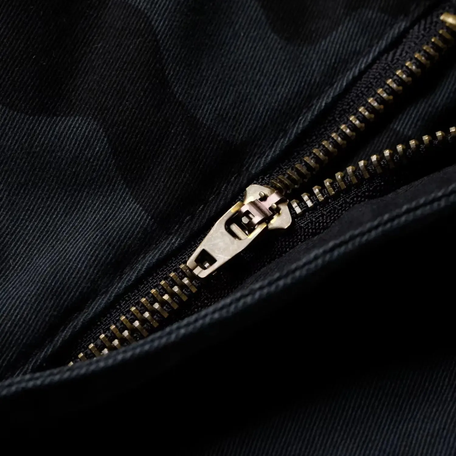 AKARMY Camo Cargo Pants – Tactical, Multi-Pocket Outdoor Essentials
