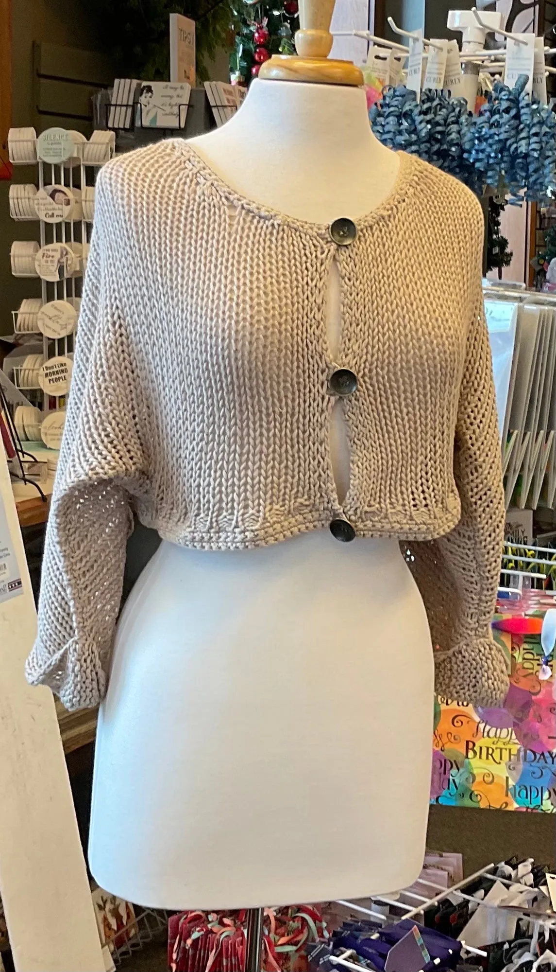 BL CROPPED SWEATER W/BUTTON  DETAILED NEUTRAL LG/XLG 3 ASSORTED