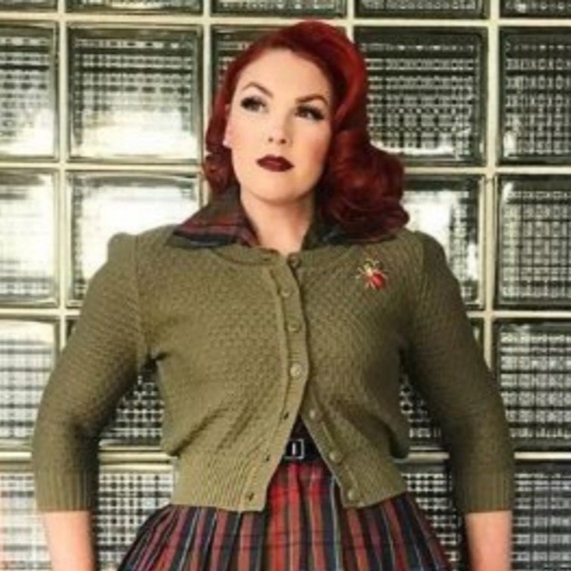 Cute Pattern Cropped Cardigan Sweater 3/4 Sleeve (Curvy)