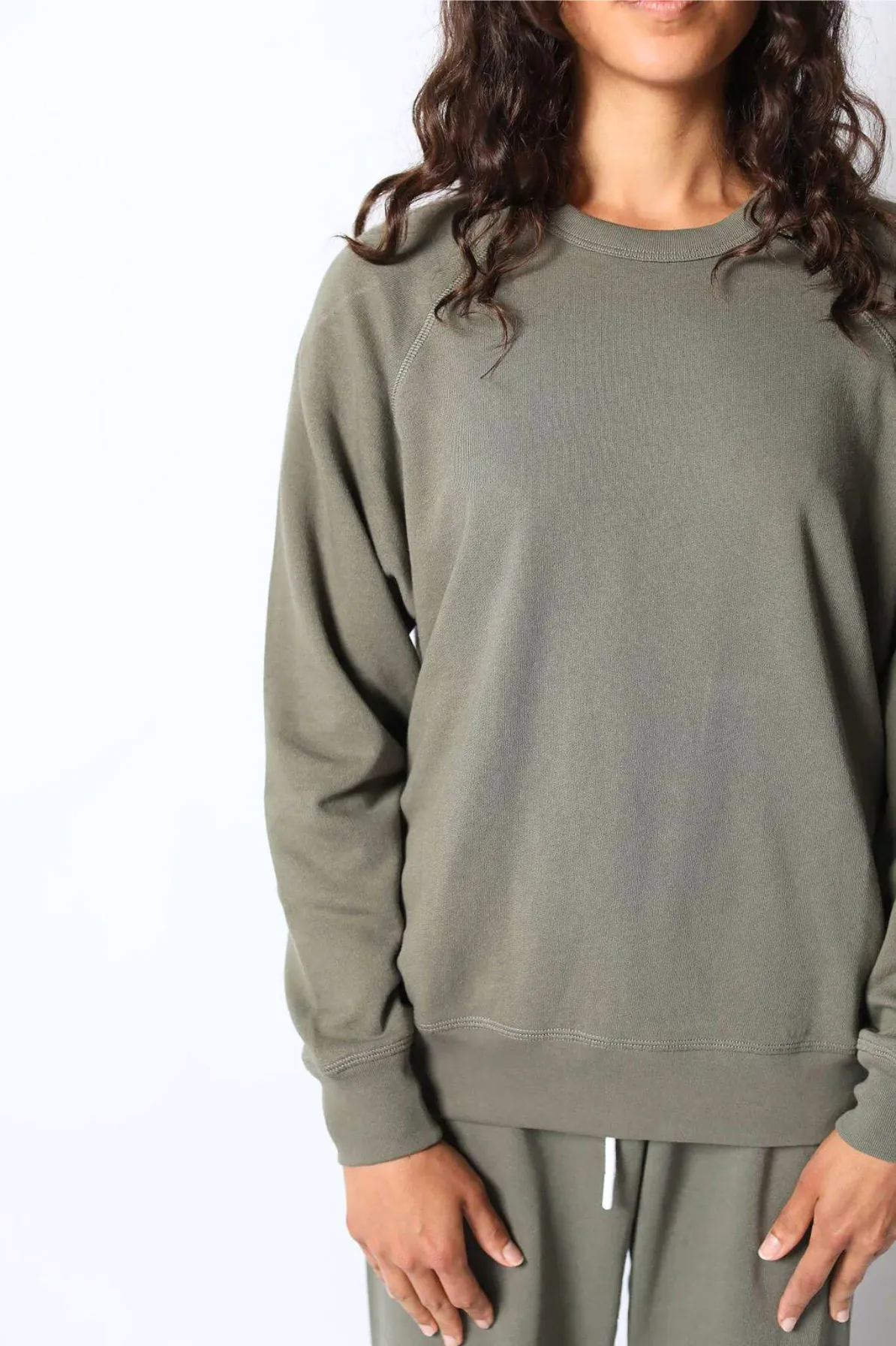 Dune Solid Crewneck