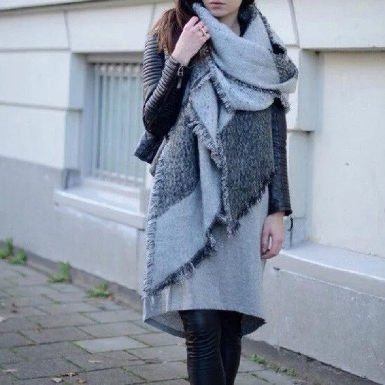 Elegant Cashmere Plaid Scarf with Tassels - Winter Irregular Shawl
