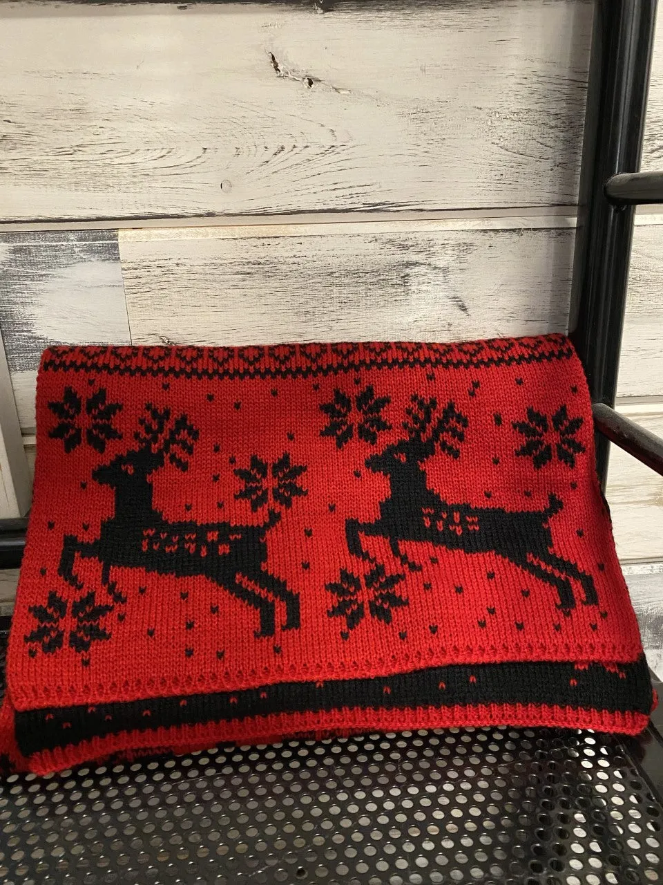 Festive Over Sized Knit Scarf Black & Red As Shown