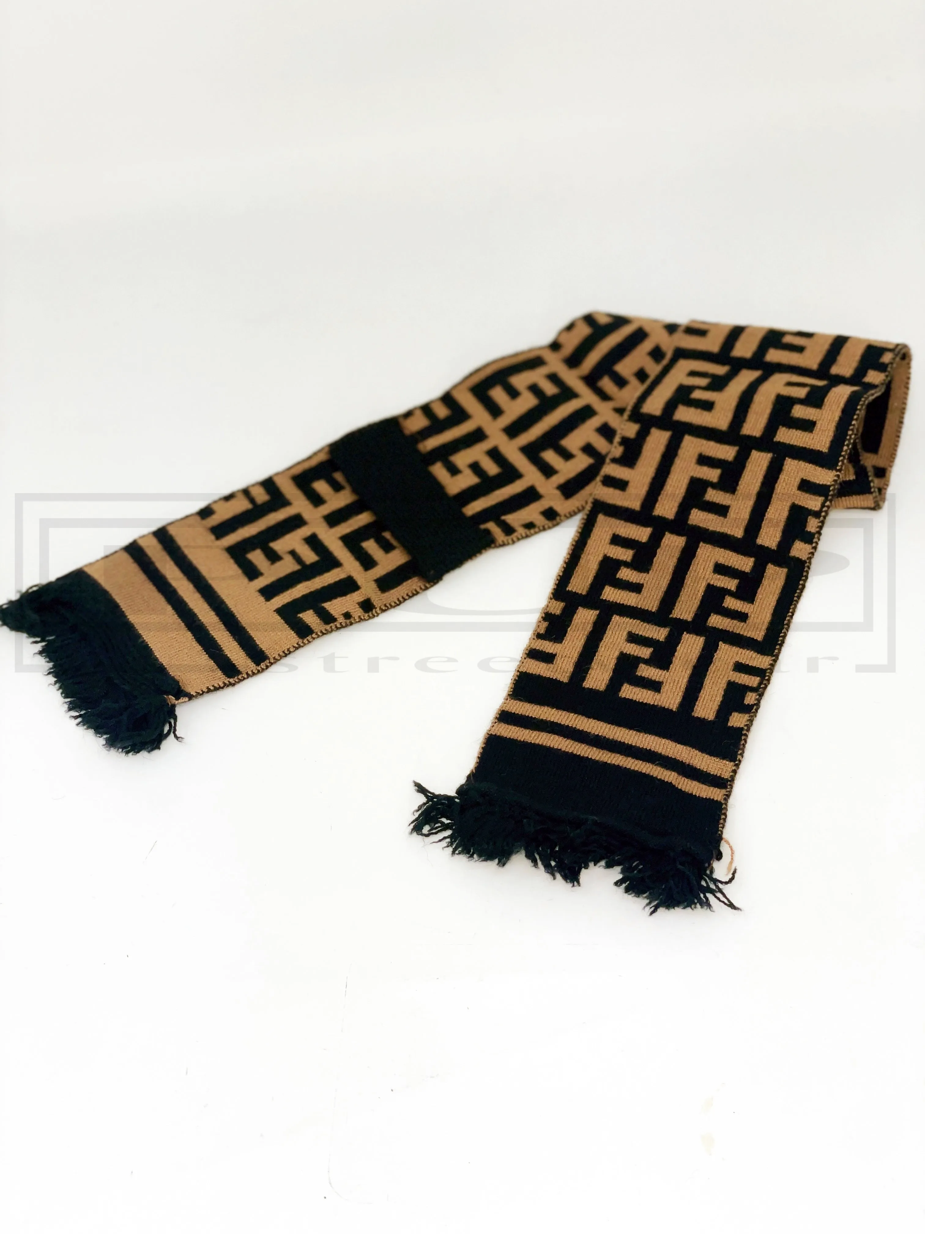 Frenzi Knit Winter Scarf