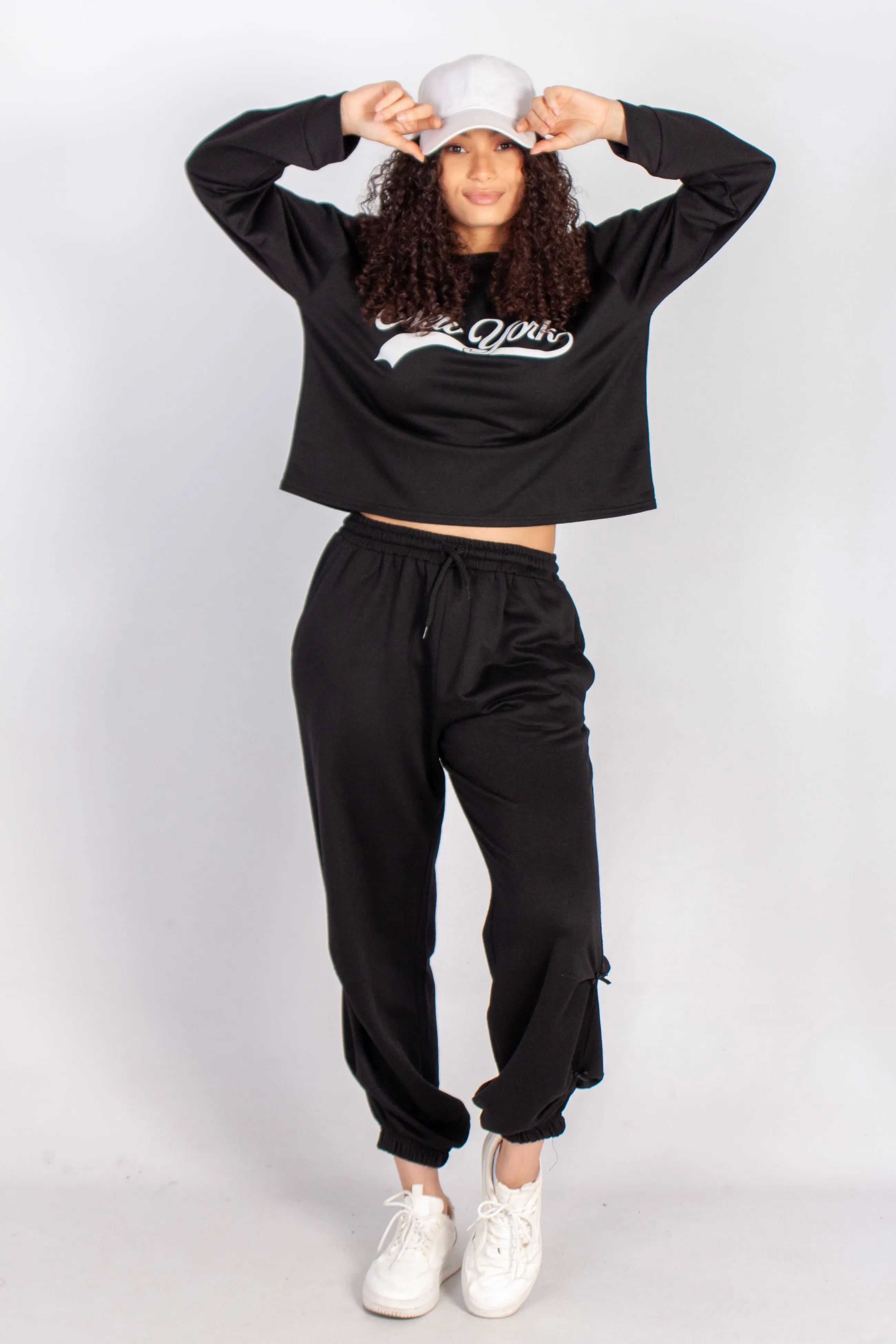 Graphic Crop Sweater