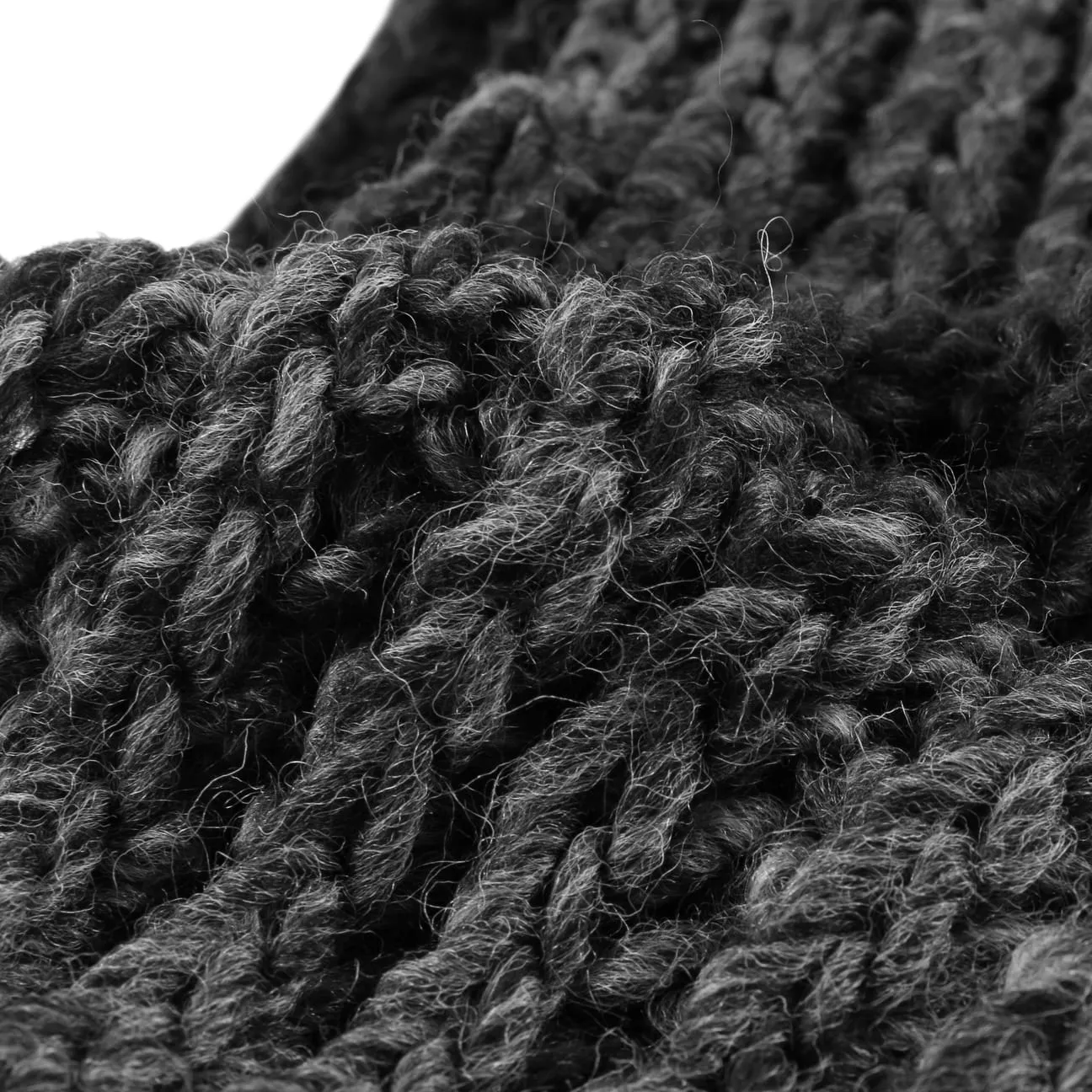 Jasila Knit Scarf by Lierys