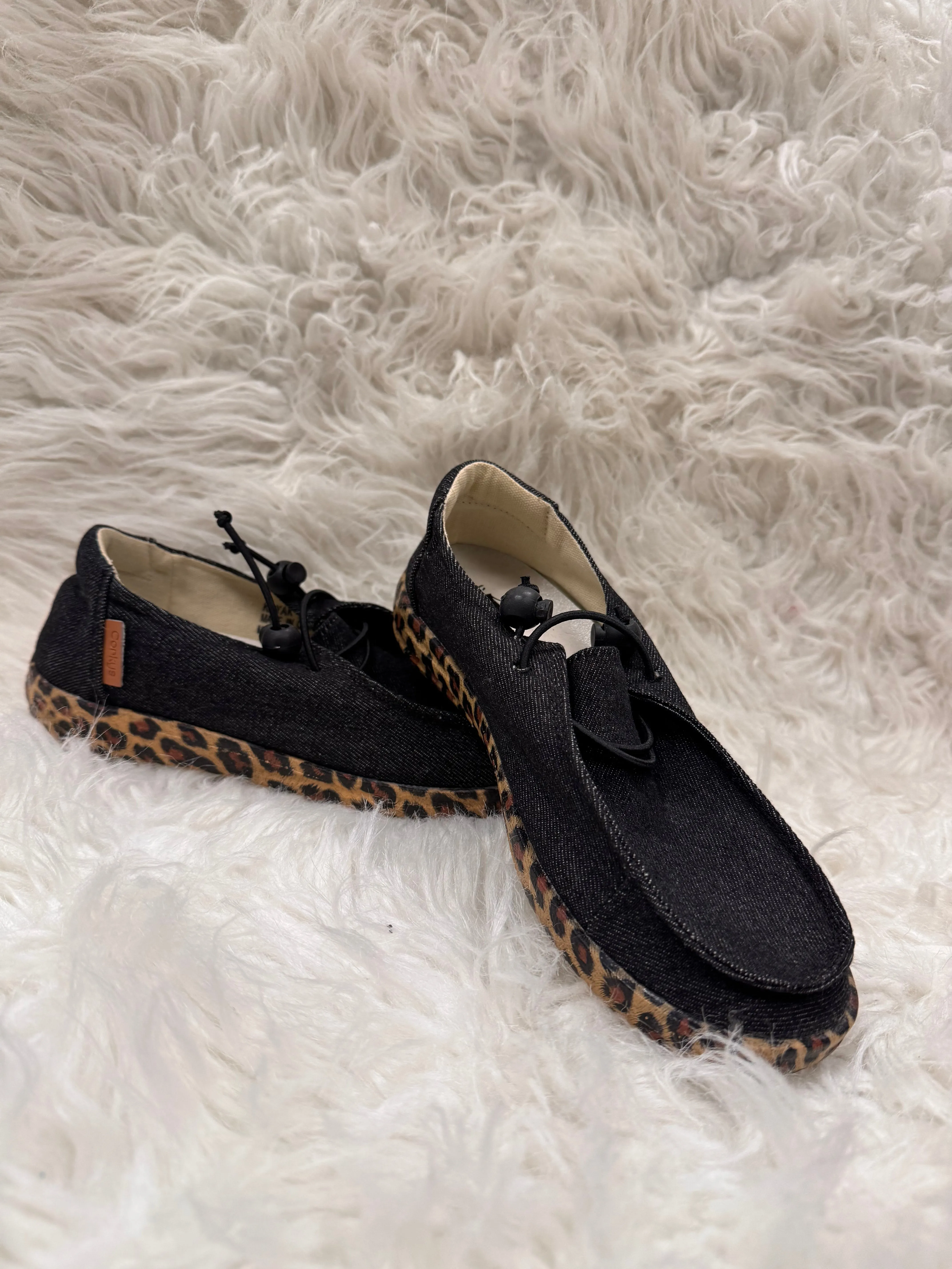 Leopard/Black Kayak Shoe