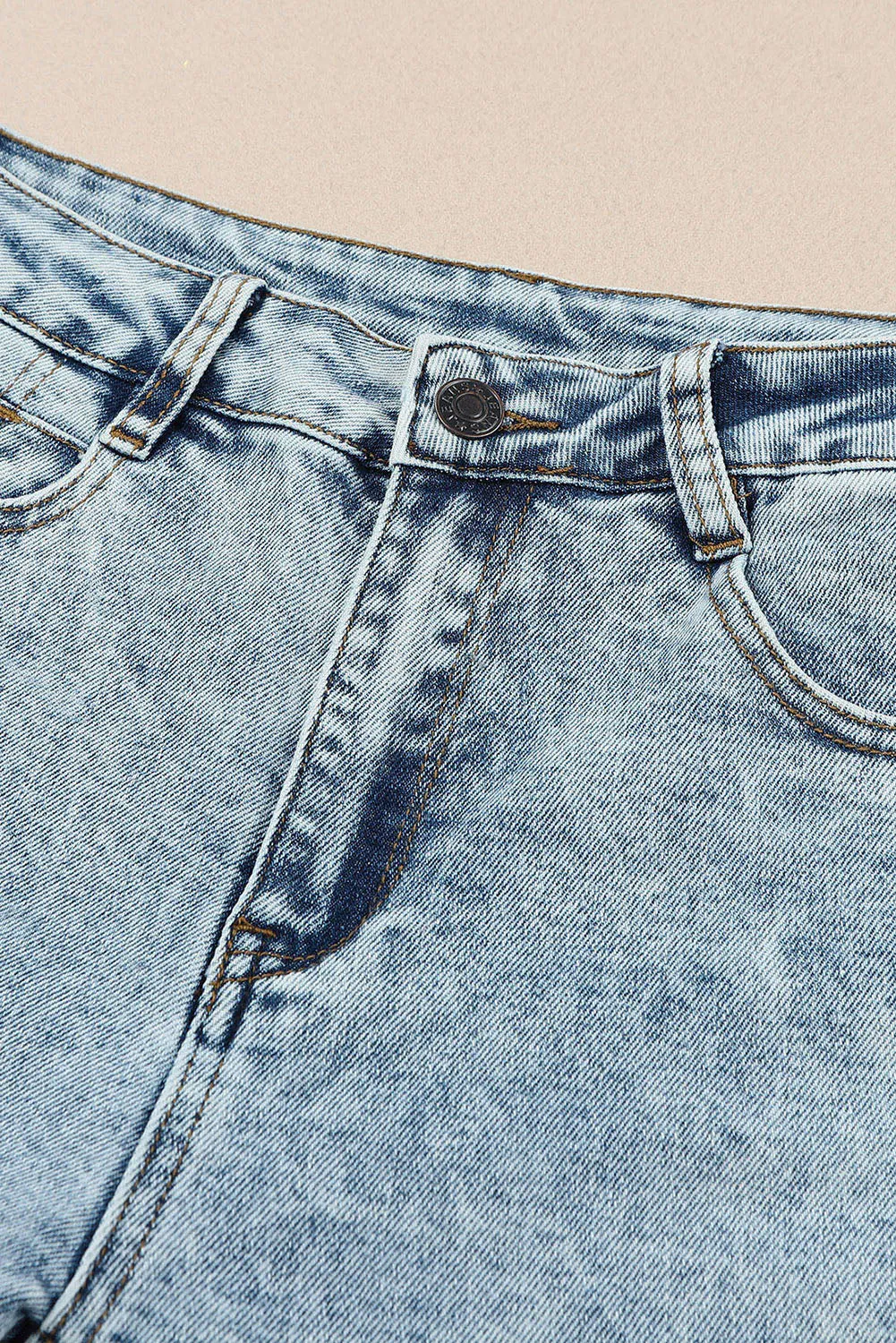 Light Washed Straight Leg Ankle Jeans