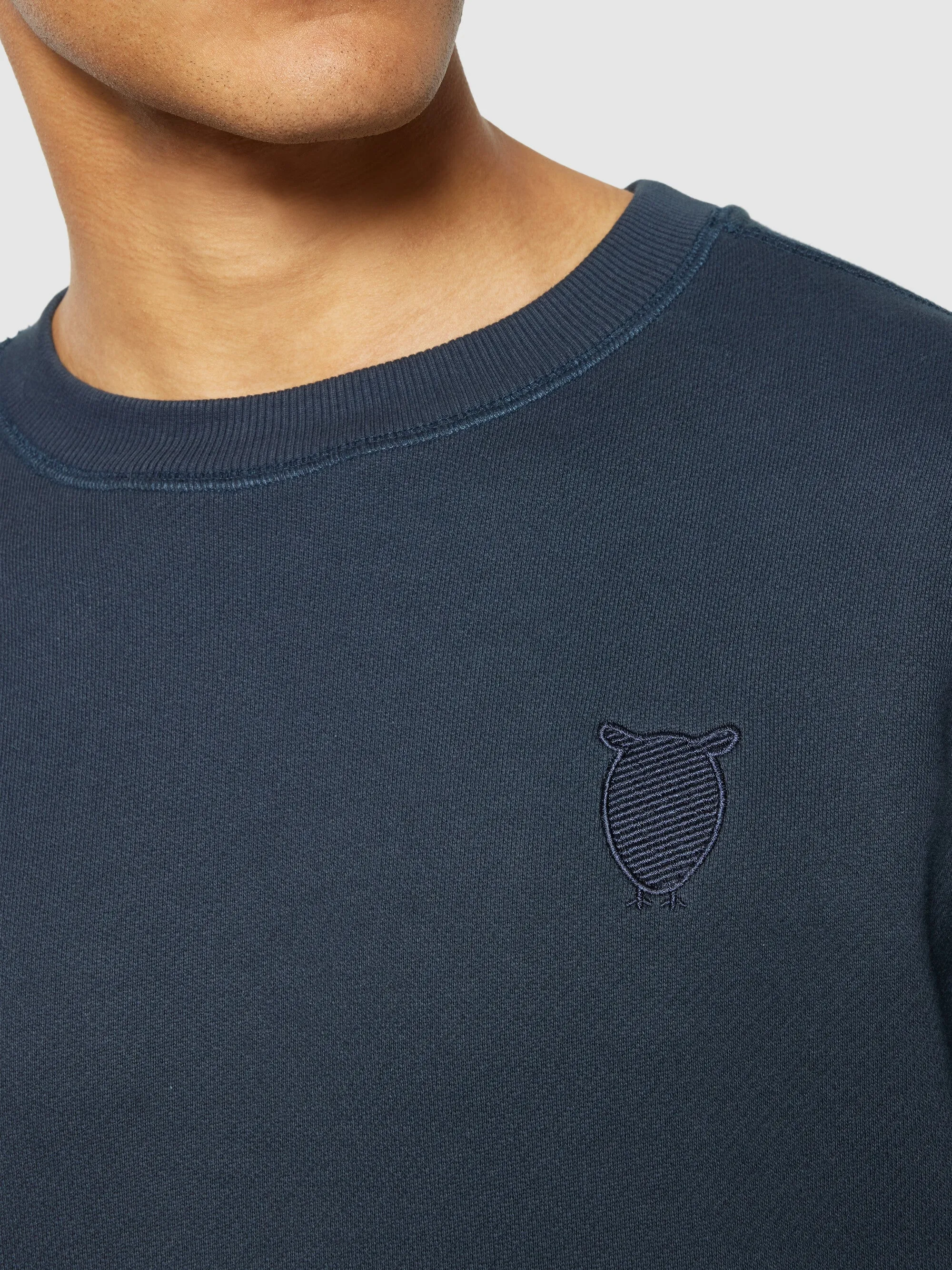 Loose fit sweat with embroidery at chest - Total Eclipse