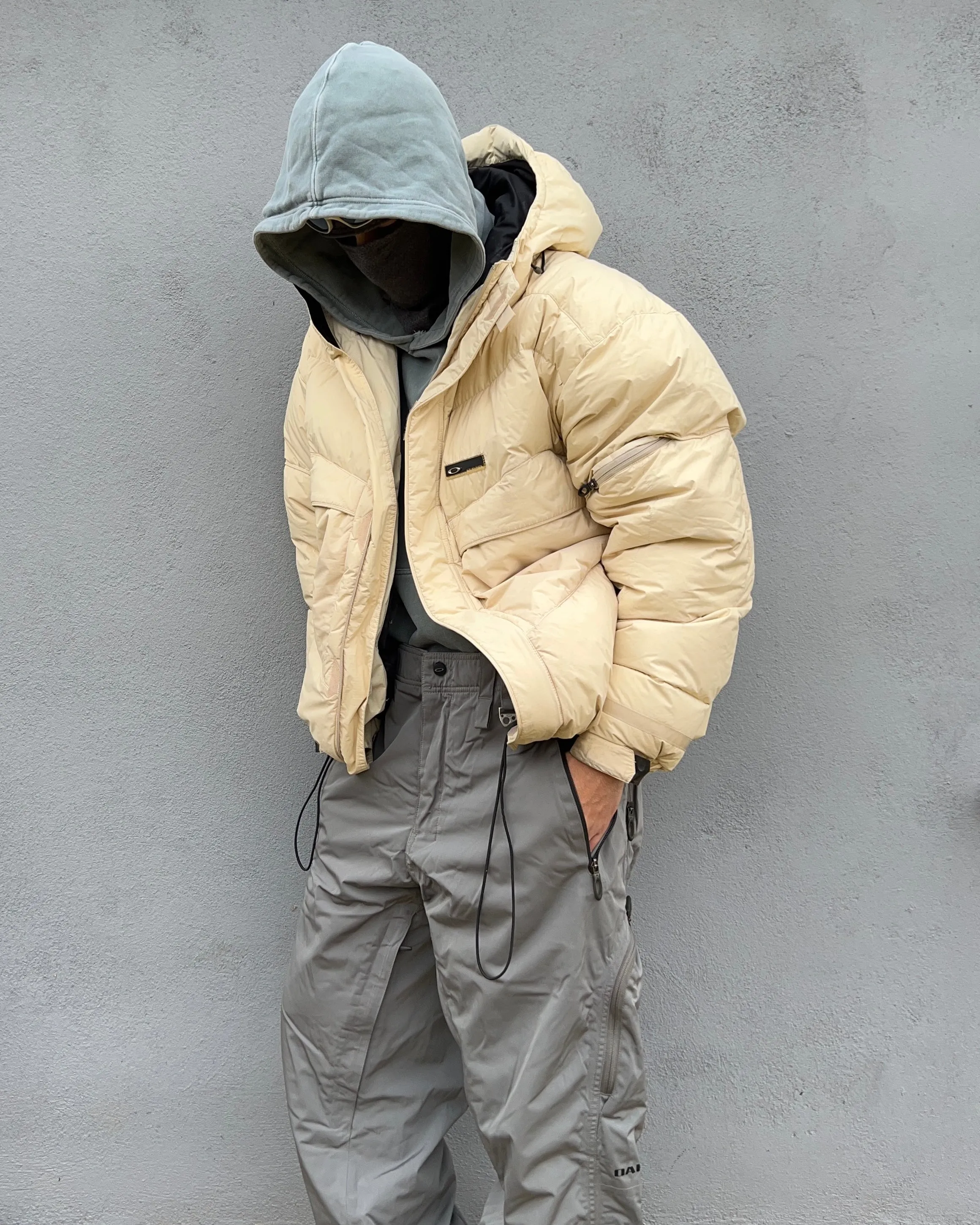 Oakley Road Fuel AW2005 Down Technical Puffer Jacket - Size L
