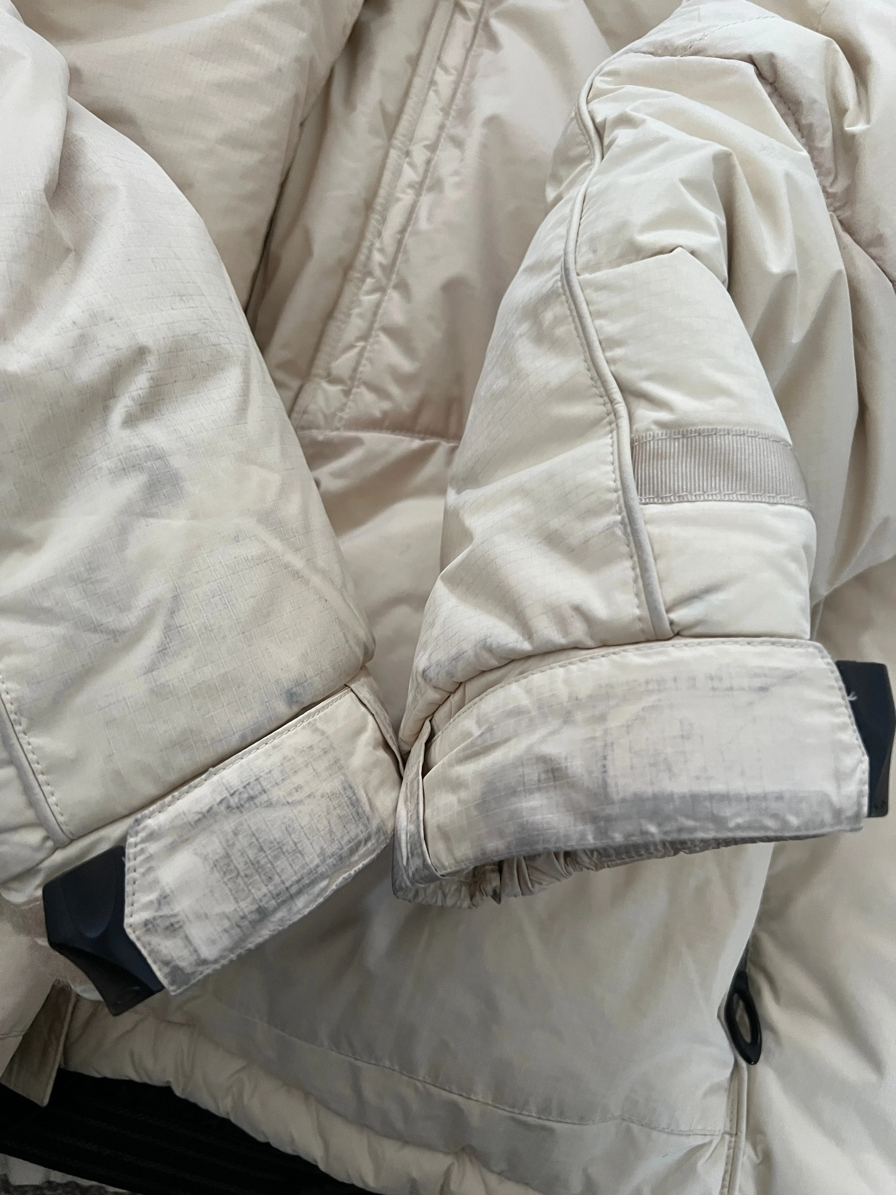 Oakley Road Fuel AW2005 Down Technical Puffer Jacket - Size L