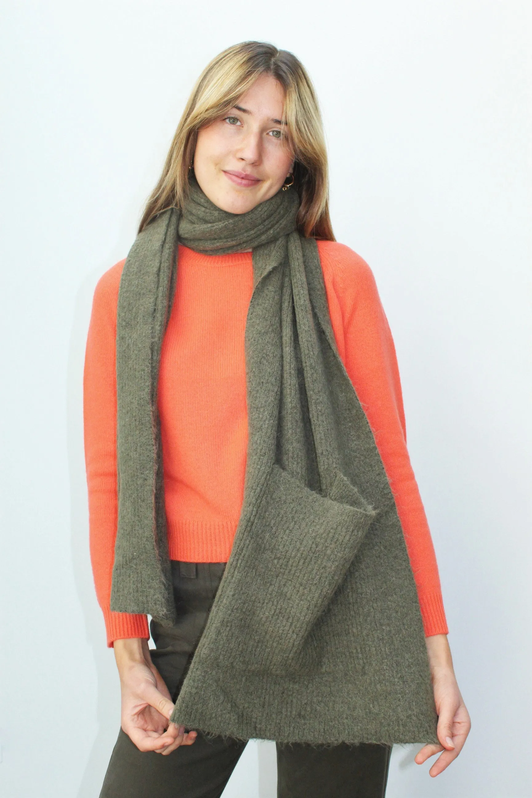 SLF Linna Mia Knit Pocket Scarf in Kalamata