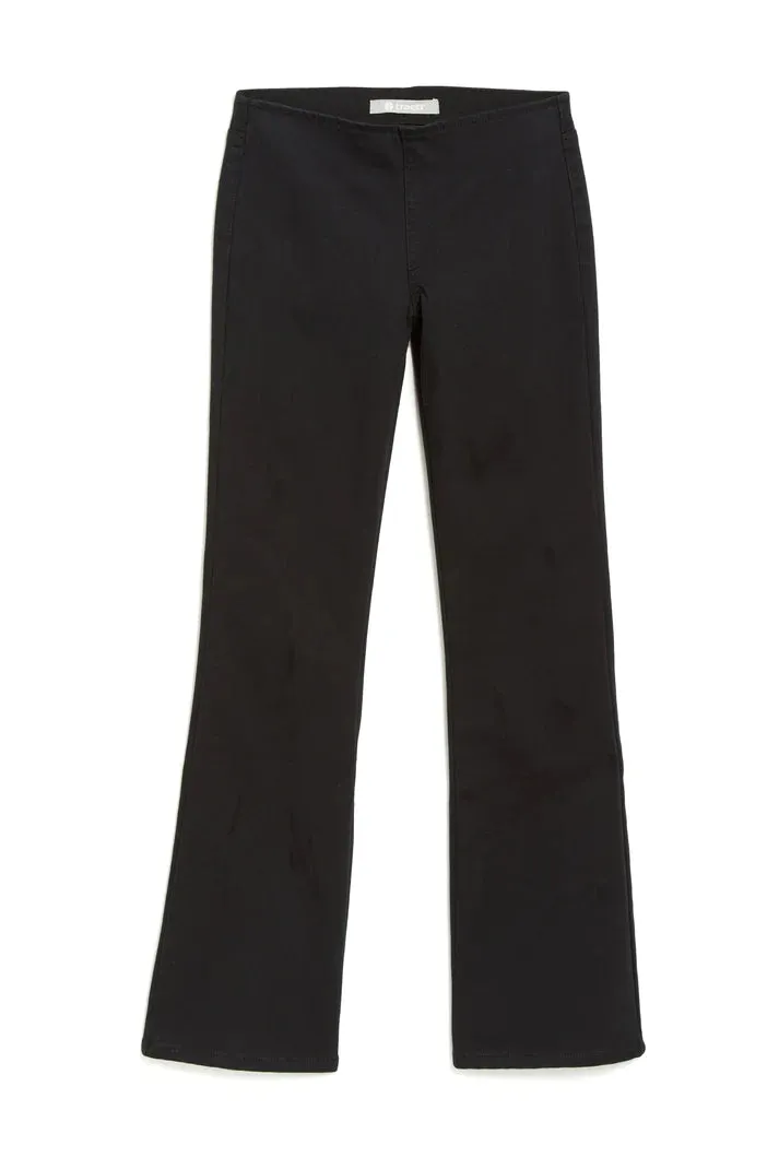 TWEEN PULL ON FLARE