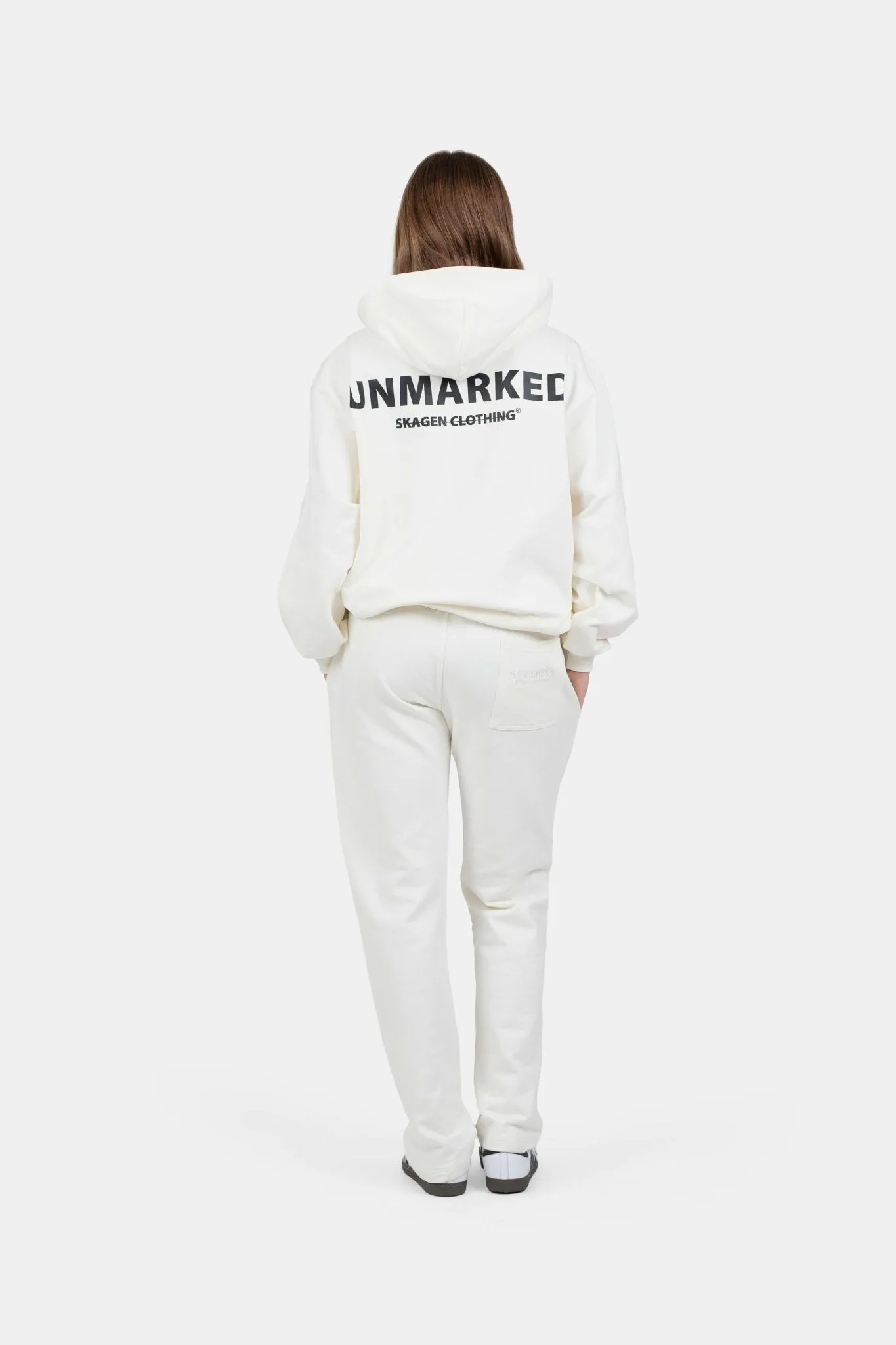 UNMARKED Hoodie White