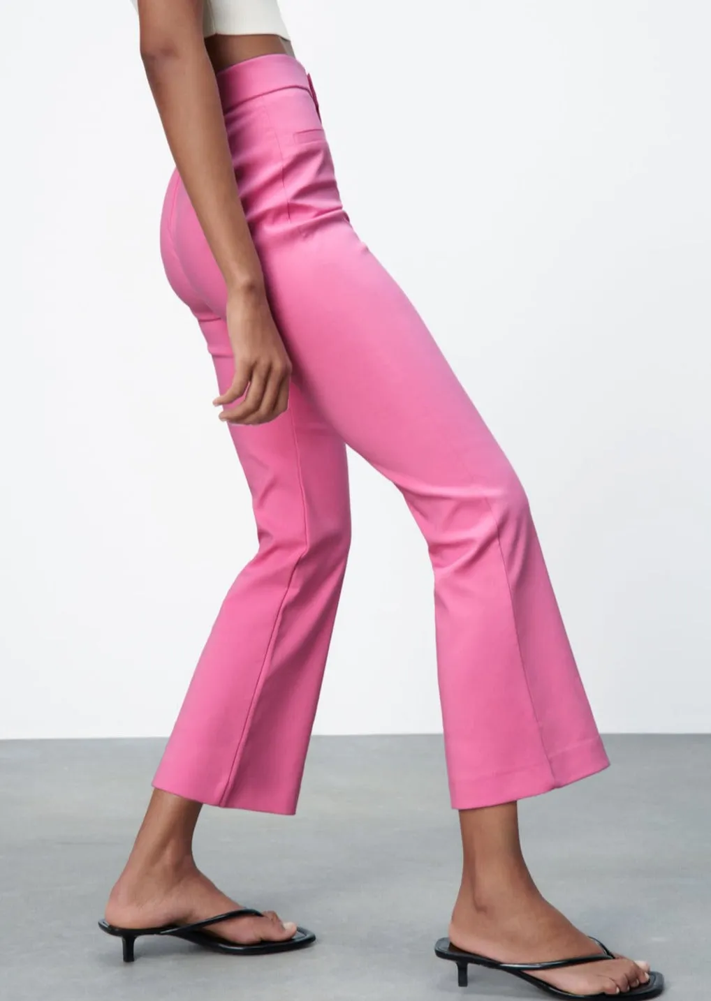 ZARA Women's pants pink cropped flared pants, S